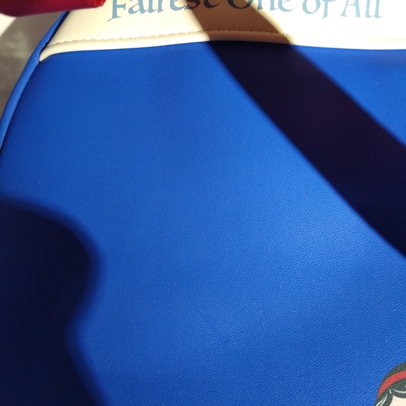 Loungefly Snow White 85th Anniversary Bag - Picture 8 of 10